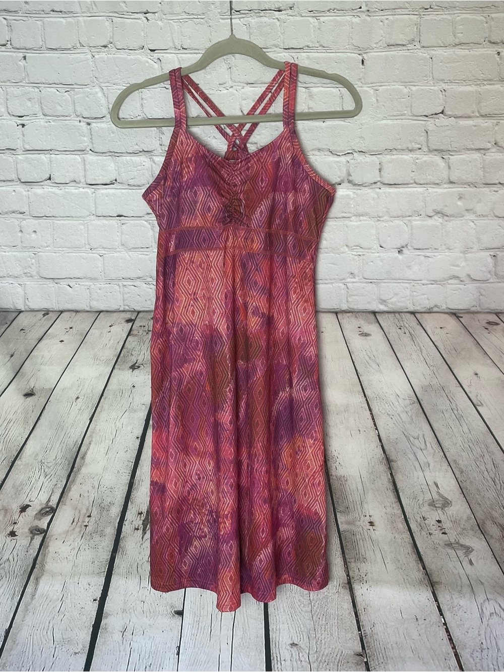 Marmot Taryn Dress Size Medium Geometric Outdoor Hiking Active Strappy Padded
